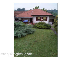 Na prodaju montažna kuća u Vrnjačkoj banji