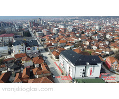 Izdaje se lokal od 180m2 u Vranju