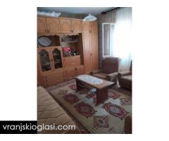 Kuca u Surdulici,180m2,6ari placa