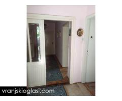 Kuca u Surdulici,180m2,6ari placa - Slika 8/16