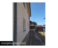 Kuca u Surdulici,180m2,6ari placa - Slika 11/16